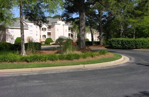 Gulf Shores Condo | Luxury golf course condominium, 5 min from the beach