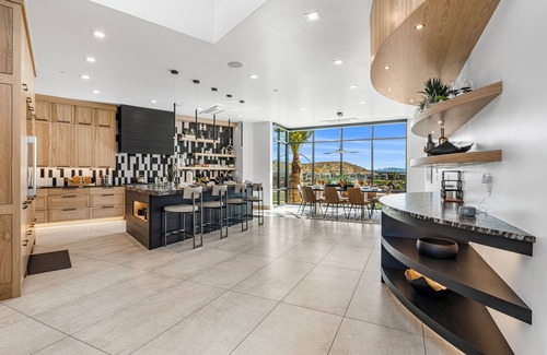 Hurricane House | Luxury Golf Villa at Copper Rock|Private Pool, Private Spa, Putting Green, and more!