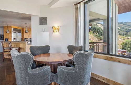 Park City Apartment | Luxury Grand Summit Hotel Penthouse (Ski-in/Out) w Private Sauna