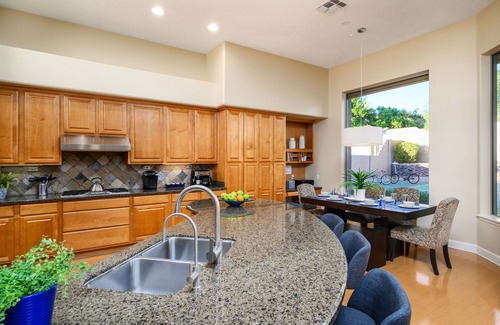 Talon Retreat House | Luxury Grayhawk 4 bed 3 bath Casita Pool & Hot tub near golf, shopping & dining
