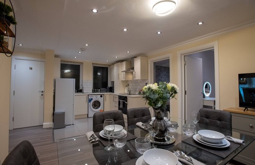Oakleigh Apartment | Luxury Ground Floor 2 Bedroom Apartment
