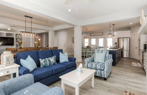 North Forest Beach House | Luxury Group Getaway Family Friendly steps to beach Spa Elevator more.