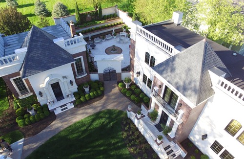 Millard House | Luxury Guesthouse ~ Chateau Mirabelle in West Omaha