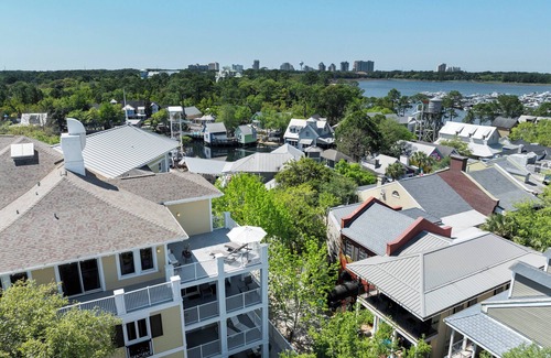 Baytowne Wharf Condo | Luxury Gulf Bay-View 2BR Private Balcony Sandestin Resort Pools, Beach & Dining