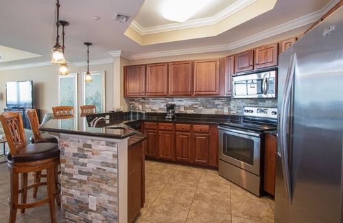 Orange Beach Condo | Luxury Gulf Front Condo | Waterslide | Liquid Life