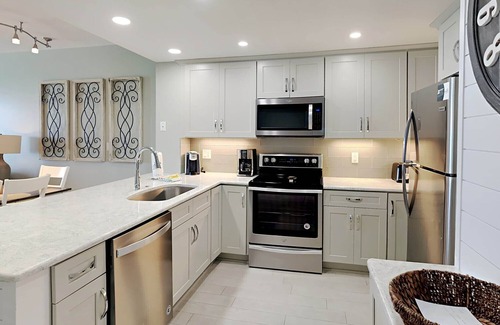 Destin Condo | Luxury Gulf Front Condo with Breathtaking Views and Resort Amenities!