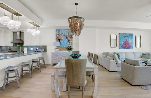 Orange Beach Condo | Luxury Gulf Front Condo | Balcony Grill