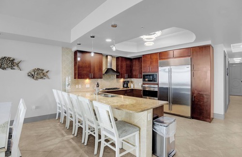 Orange Beach Condo | Luxury Gulf Front Condo | Lazy River | Liquid Life