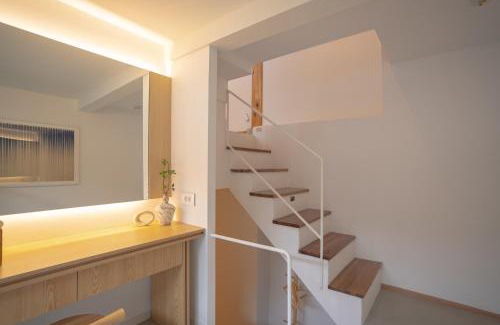 Gahoe-dong Villa | Luxury Hanok Serenity Villa