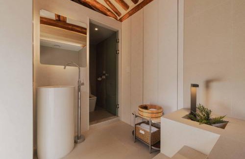 Samcheong-dong Apartment | Luxury Hanok Stay CHAEHA