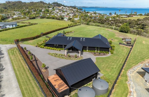 Hihi House | Luxury haven in Hihi, access to Doubtless Bay from your doorstep