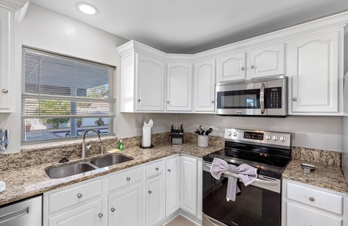 Bay Crest Park House | Luxury Heated Salt Pool House in Perfect Location