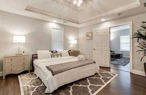 Atlanta House | Luxury Heaven in the Hoods Great Location with KingBeds