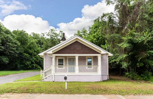 Atlanta House | Luxury Heaven in the Hoods Great Location with KingBeds