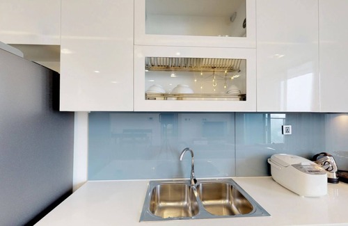 Trang Tien Apartment | Luxury*High floor 3 br apartment in Vinhomes Metropolis @Property Plus