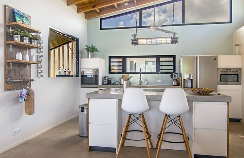 Jan Thiel Villa | Luxury holiday villa Hakuna Matata 7-10 persons Jan Thiel within walking distance of the beach