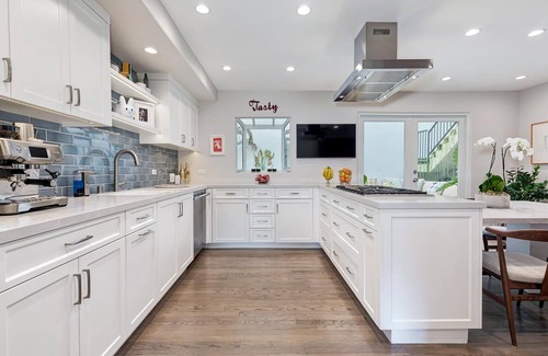 Hollywood Hills West House | Luxury Hollywood Hills Retreat!