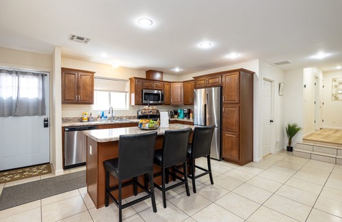 Swiss Manor House | Luxury Home at Mount Elden's Foothills, Steps from Route 66 and Flagstaff Mall