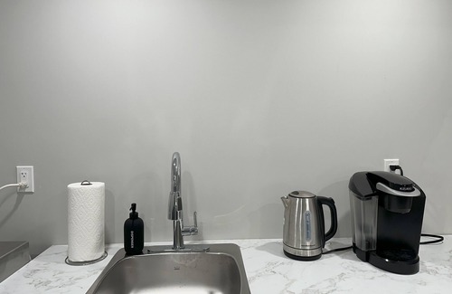 Transcona House | Luxury: Home Away from Home with Private Entrance