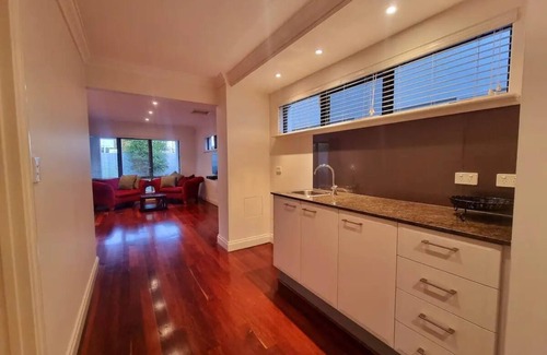 Doubleview House | Luxury Home in Doubleview