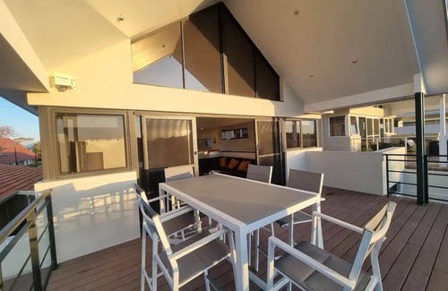 Doubleview House | Luxury Home in Doubleview