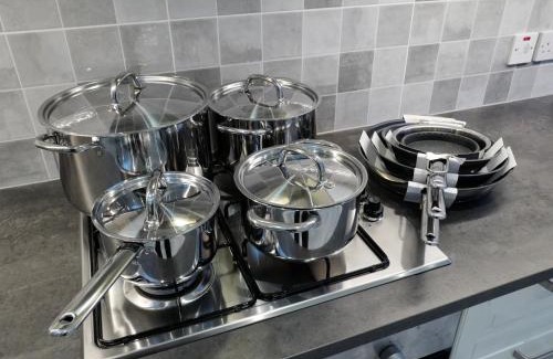 Noel Park Apartment | Luxury home in prime location Steps from WoodGreen