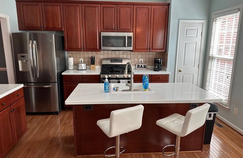 Alexandria West House | Luxury Home near Washington DC