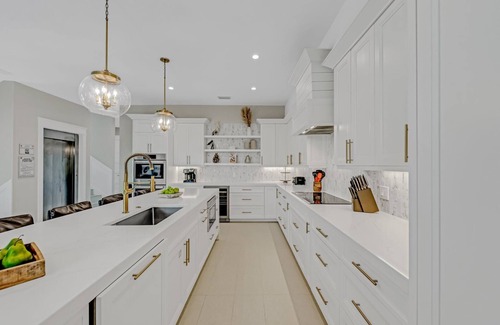 Sarasota House | Luxury Home/Ocean Views/Resort Style Pool w/Slide-Bike/Walk To Beach-St.Armands