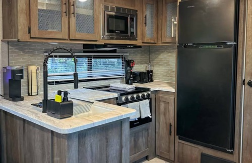 Allapattah House | Luxury Home on Wheels Wynwood’s Unique Stay