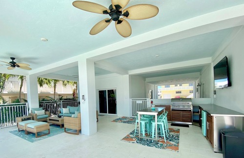 Key Colony Beach House | Luxury home/private pool! Wifi, High end kitchen! 4 King beds!
