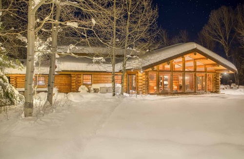 Moose Wilson Road House | Luxury Home Rental in Wilson, Wildflower Lodge