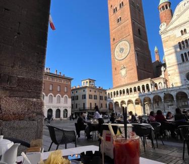 Cremona House | Luxury home stanza in appartamento condiviso
