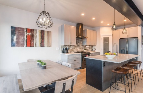 Steamboat Springs House | Luxury Home w/Private Hot Tub & Large Deck! Great for Large Groups!