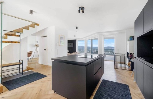 Vallendar House | Luxury home with exclusive views
