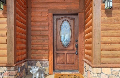 Timber Ridge Ranch House | Luxury Home with Gorgeous Mountain Views!