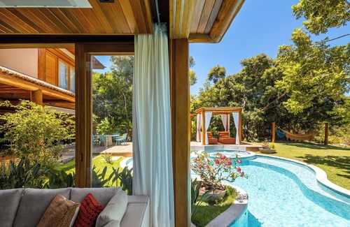 Itacimirim House | Luxury house in the best condominium in Praia do Forte