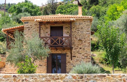 Pikoulianika House | Luxury House In The Hills
