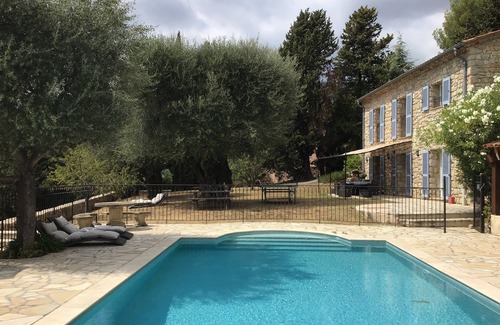 Le Bar-sur-Loup Villa | Luxury House with Private Heated Pool & Gardens