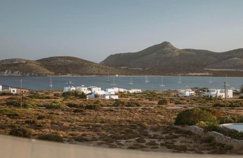 Antiparos Apartment | Luxury house with great view at sea and Despotiko