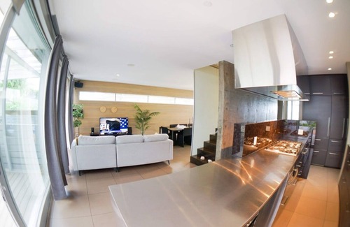 Fraserview House | Luxury House with River view