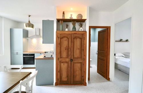 Antibes Old Town Apartment | Luxury & in Old Antibes