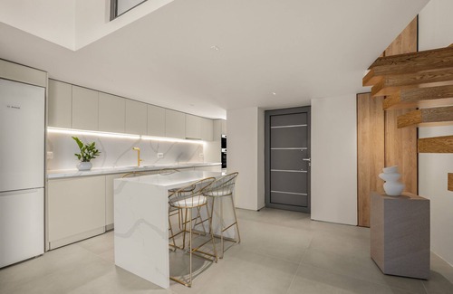 Petaloudes House | Luxury in Simplicity ~ Nature's Touch ~ Mezzanine