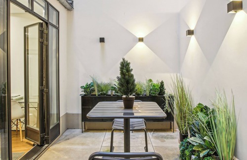 Saint-Germain-des-Pres Apartment | Luxury in the art of St Germain des Pres 3BR Outdoor