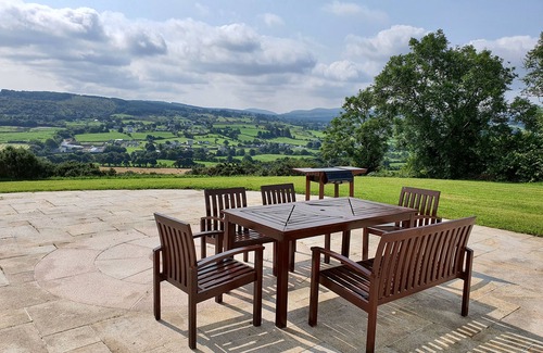Cloghan House | Luxury in the hills of Donegal