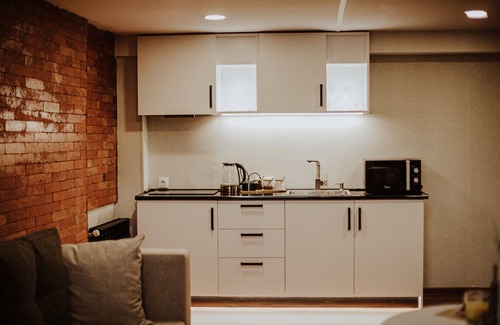 Tbilisi City Centre Condo | Luxury Inn *In the heart of Tbilisi city* 5 min walking distance form everything