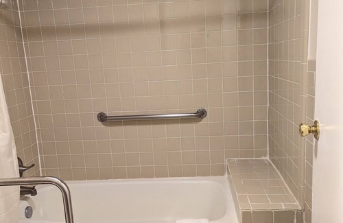 Mustang Hotel | Luxury Inn