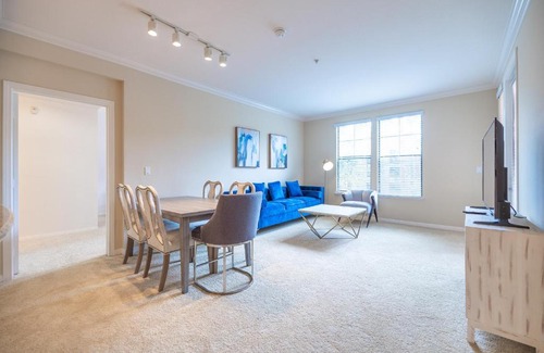 Irvine Apartment | Luxury Irvine Spectrum 2 bedrooms 2 Bathrooms Kitchen pool Apartment