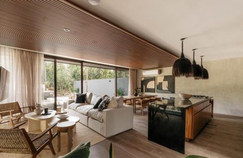 Zona Hotelera House | Luxury Jungle Private Villa