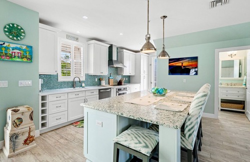 Juno Beach House | Luxury Juno Beach Estate: Pool & Firepit