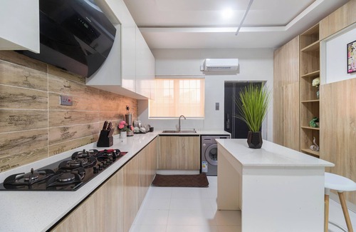 Ofin Apartment | Luxury Lagos Apartment with 3 Bedrooms